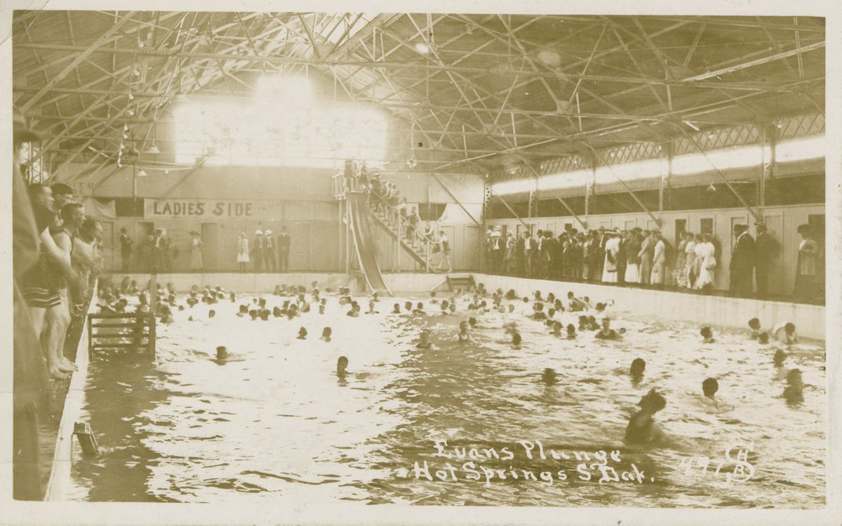 It's #NationalSwimmingPoolDay! There's no more famous pool in South Dakota than Evans Plunge in Hot Springs. The naturally warm mineral water was used as a health spa and a place for recreation. You can still swim there today!
Photo circa 1930s: sddigitalarchives.contentdm.oclc.org/digital/collec…