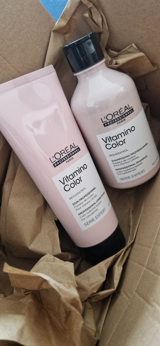 Thank you <a href="/lookfantastic/">LOOKFANTASTIC</a> for my free next day delivery upgrade, amazing service 😍 #LFUpgrade