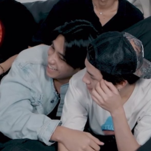 thai𝜗𝜚 ft.เป็นแฟนผมป่ะ tweet media
