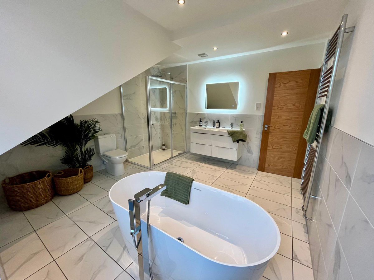 Conroy Brook tweet media