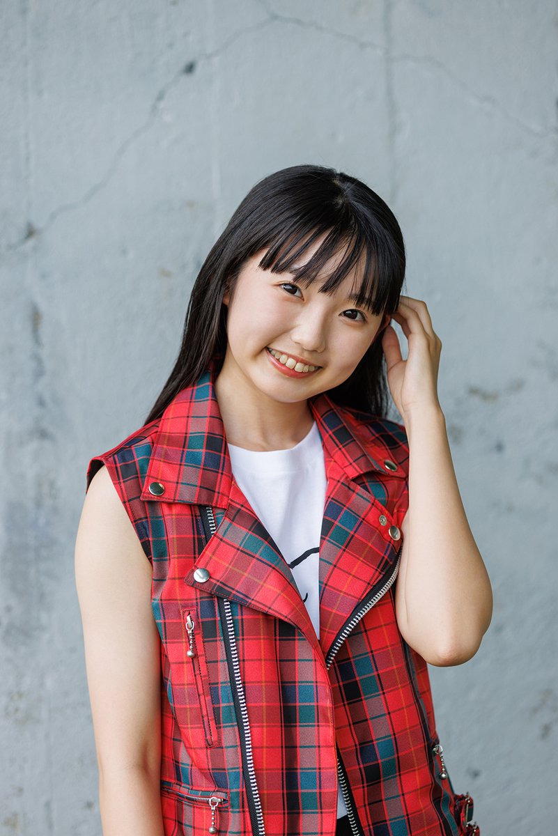_GLIM9_'s tweet photo. ♦️新メンバー紹介♦️
浜田美惟(はまだみい)
@glim9_mii
生年月日：2008年6月19日
メンバーカラー：ピンク https://t.co/vNV4RwTiAI