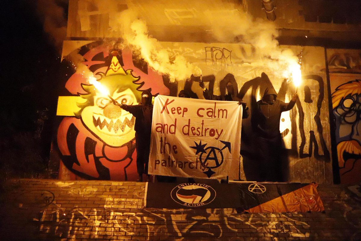 in einem monat ist es soweit! die #queerpride rdbl steigt am 11.08.2024!
wir stecken schon groß in den vorbereitungen, weitere infos zu strecke, gemeinsame anreisen und awareness folgen bald. stay tuned! 

unser diesjähriges motto lautet: keep calm and destroy the patriarchy!
/1