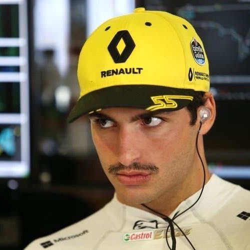esse homem de bigode fica muito puto