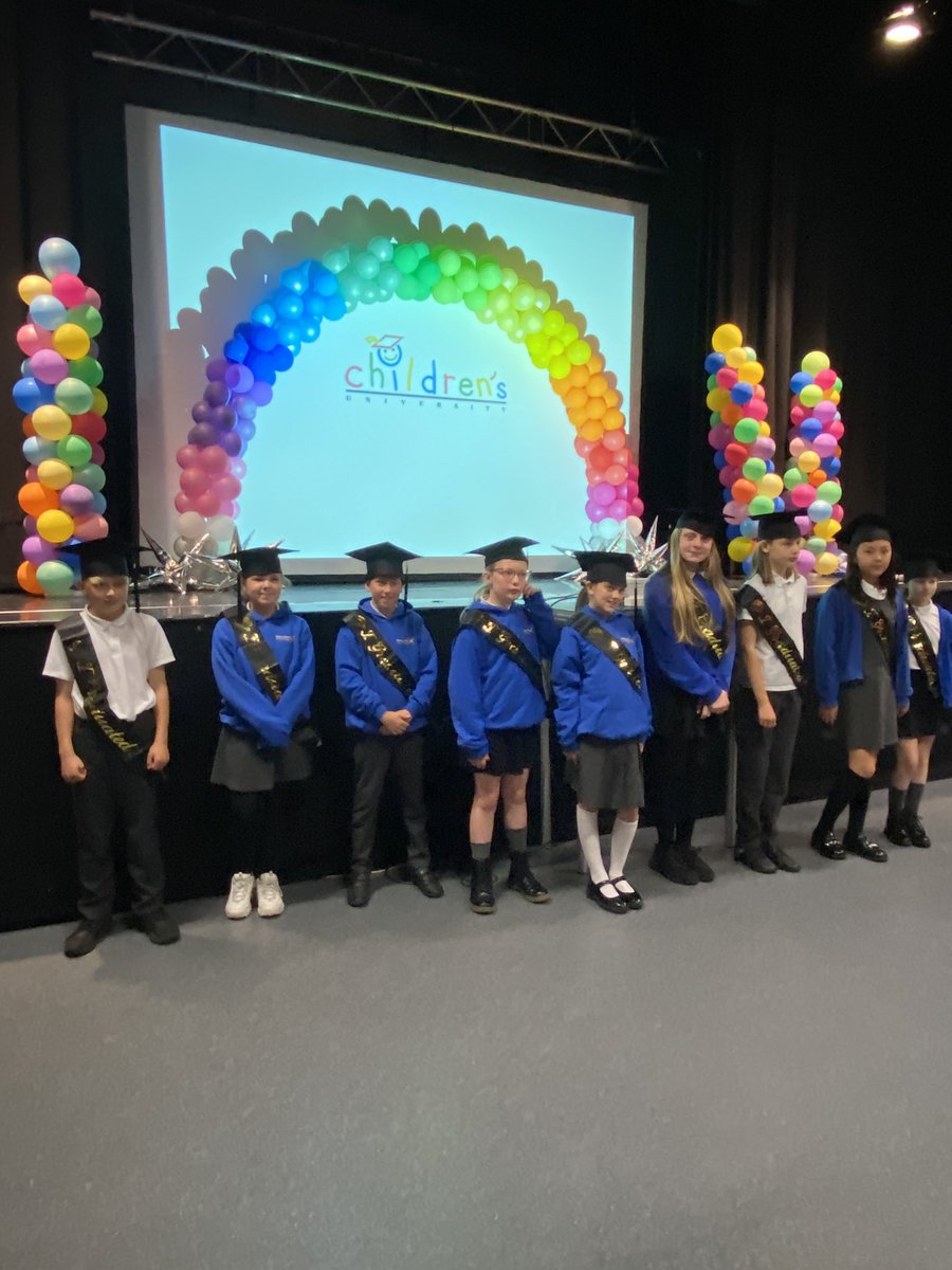 EldonGroveAcad's tweet photo. More celebrations!
This morning, a group of pupils received awards from the Children’s University for working hard to develop skills and knowledge in a variety of self directed activities. We are so proud of their resilience and dedication. 
@extoltrust https://t.co/YtdT9OFzN4