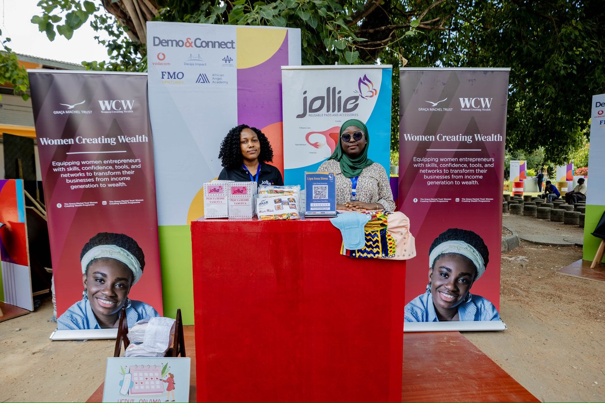 VodacomAccelTZ's tweet photo. Demo & Connect is not complete without an SME marketplace. Be sure to visit the stalls and support our SMEs π
#VDAS3 #DemoDay https://t.co/SfNhwm0Fis