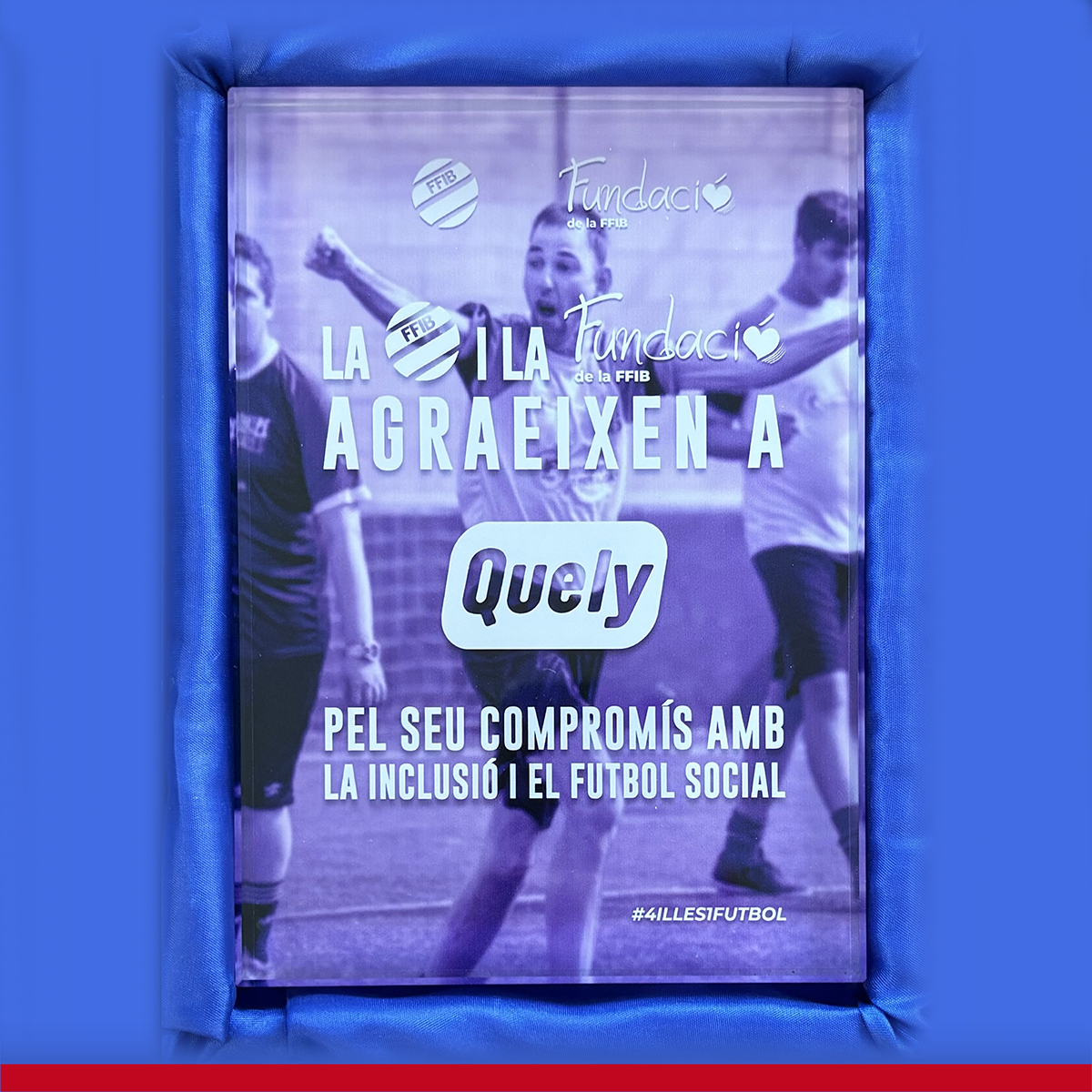GalletasQuely's tweet photo. Gracias a la Federació de Futbol de les Illes Balears y a su Fundació por este reconocimiento y por la gran labor social que realizáis.
@FFIB_oficial
#Mallorca #FFIB #fundacioffib #Quely #QuelyLovers https://t.co/I2rGGLvnoe