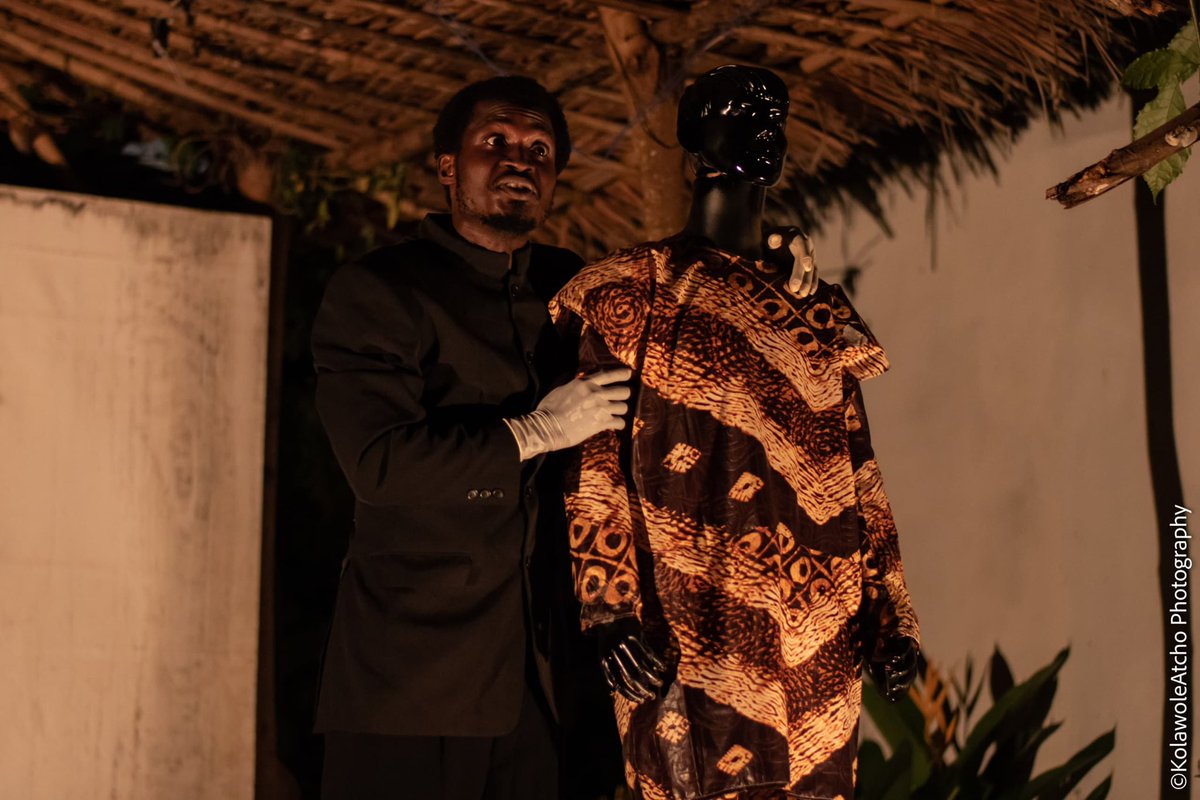 LGP_Benin's tweet photo. 📍Retour en images sur la sortie de résidence de création du spectacle 𝐈𝐂𝐈 𝐂𝐎𝐌𝐌𝐄𝐍𝐂𝐄 𝐈𝐂𝐈 au centre d’art 𝐋𝐀 𝐆𝐑𝐀𝐍𝐃𝐄 𝐏𝐋𝐀𝐂𝐄 https://t.co/Nro2fmlNqK
