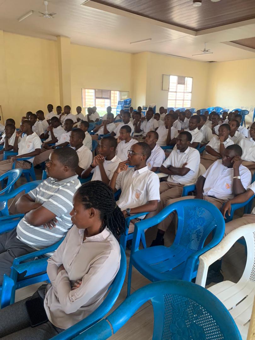 InfoCerular's tweet photo. Today in partnership with @RCSPRwanda and @RwandaElections , @infocerular held a voter's awareness campaign in Collège St. André, @Nyarugenge to youth students who are eligible to take part in election 2024.

#Inzirayitora
#Rwandaelection2024 https://t.co/2LczWPHf8l