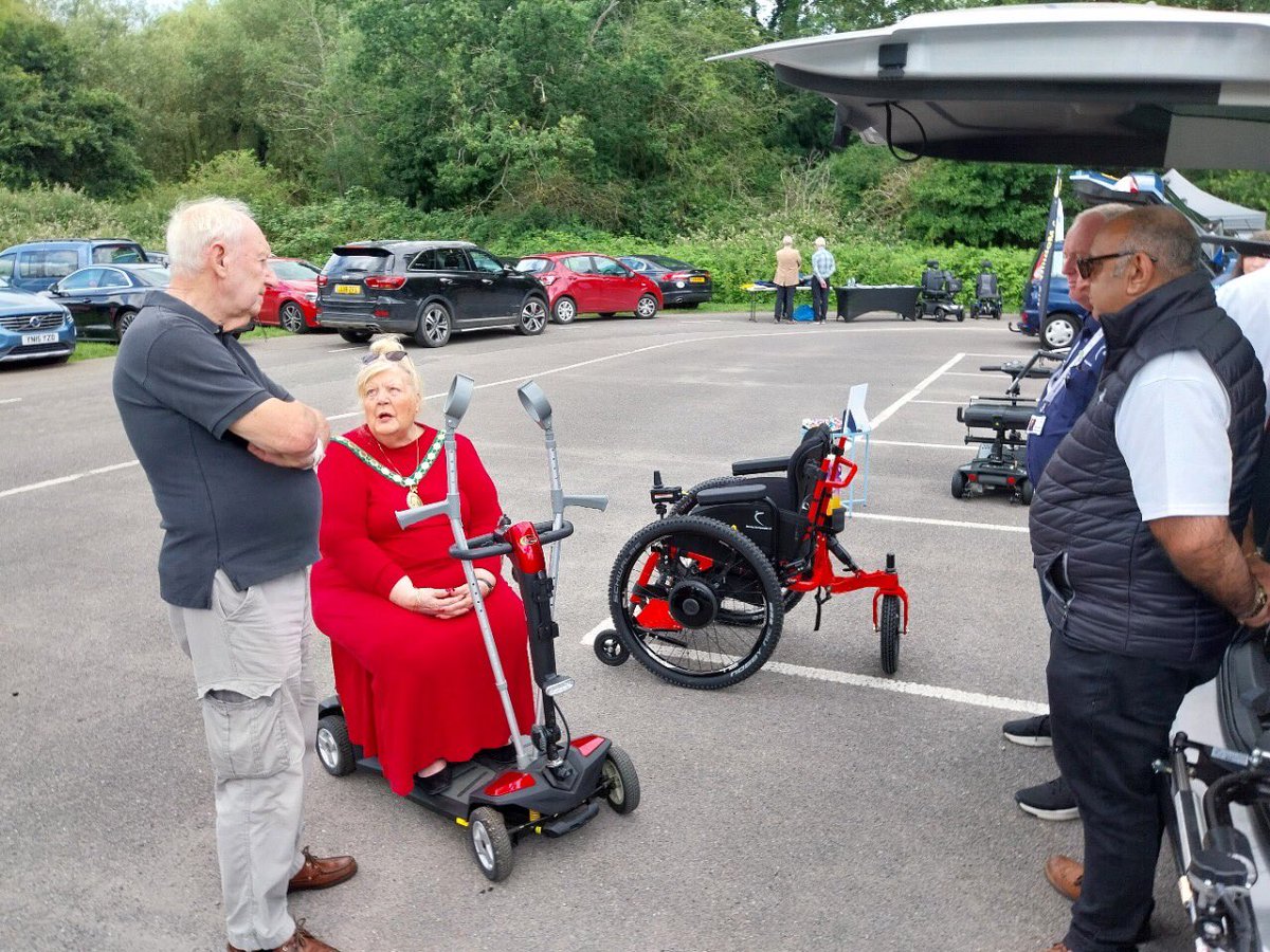 HertsAbility's tweet photo. Lots of people are at our Driving with a Disability Open Day in Harlow, including Herts Ability CEO Sean Lawrence and Patron @TheDaredevil! 

@DrivingMob, @_mobilitymotion, @SteeringDev

#DrivingMobility #HertsAbility #HarlowOpenDay #JonathanGoodwin #Inspiration #Harlow #Essex https://t.co/NbjtdH7e99