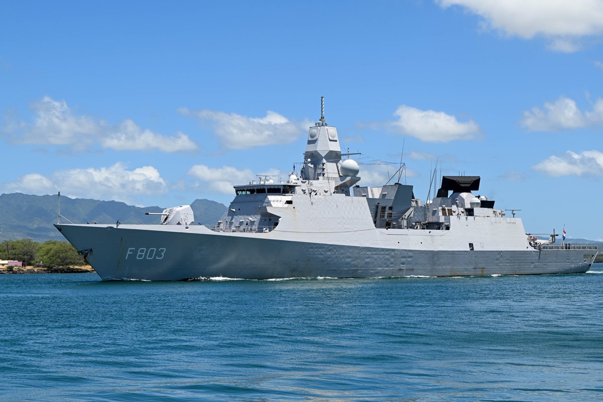 WarshipCam's tweet photo. Royal Netherlands Navy De Zeven Provincien-class frigate HNLMS Tromp (F803) leaving Pearl Harbor - July 10, 2024 #hnlmstromp #f803

SRC: INT- https://t.co/KIWJUJPkYd https://t.co/eYpeoz9QCy