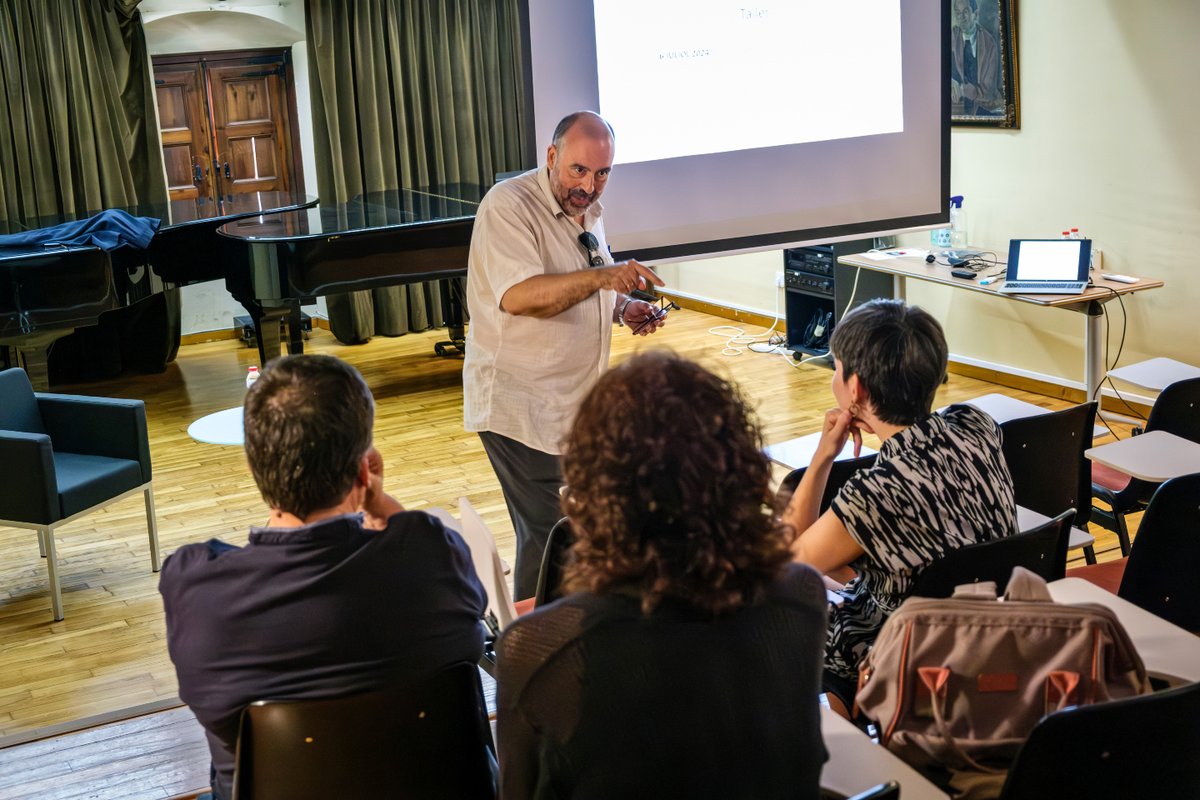 CMTarragona's tweet photo. Imatges d'#ÁlvaroZaldívar i @ArnauTordera a l'últim dia del #NotesdEstiu.
📸 Abelardo Castellet
@dipta_cat
#70anyscmtarragona #cmtarragona #conservatoritarragona https://t.co/FidGJUDFVD