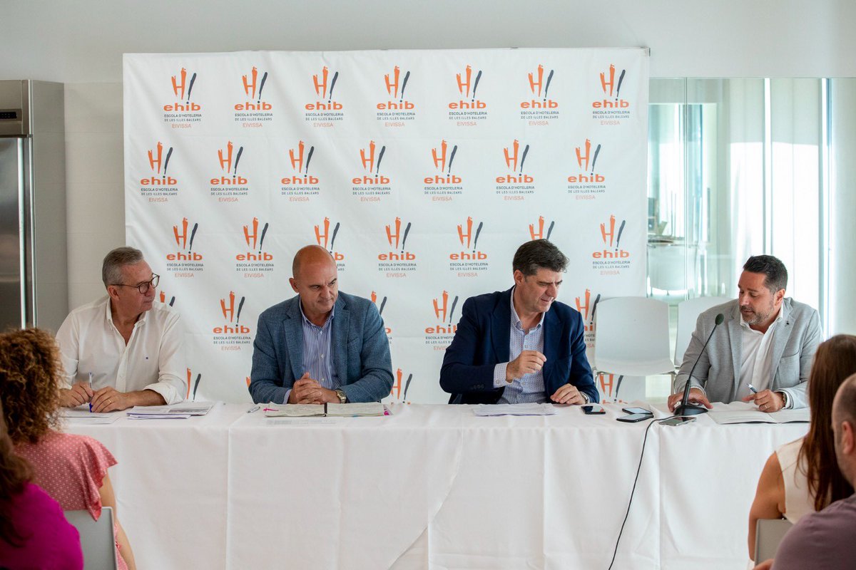 Rubén Sousa tweet media