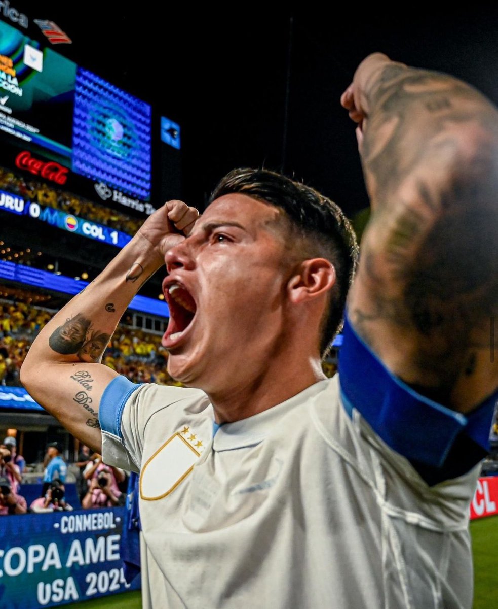 jamesdrodriguez's tweet image. Estamos en la final 🇨🇴