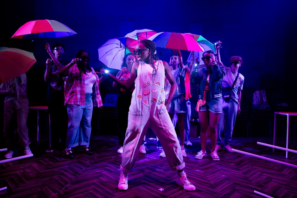 swkplay's tweet photo. 🚨 The Children's Inquiry 🚨

“A feat of a show, delivered with courage &amp; devotion, kindling rage as well as offering soaring hope” ★★★★★ @TheStage 

“An exhilarating piece of political theatre: engaged, sophisticated, insistent” ★★★★ @guardian https://t.co/OhTGg0dfm7