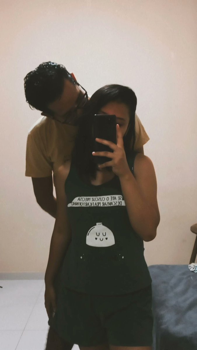 Vribeir18's tweet photo. com você tudo vira  alegria e palhaçada 1❤️❤️❤️🥰 https://t.co/IyYbIfzpaX