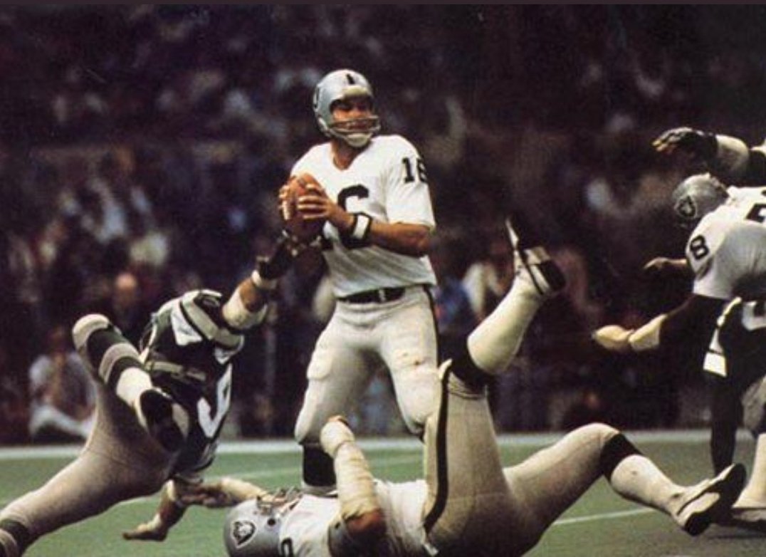 Oscar El Sanchez tweet media