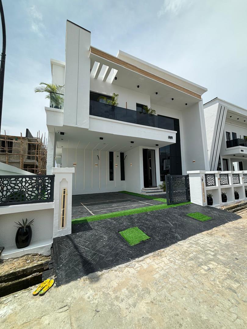 ibiolavilla's tweet image. Location: Chevron drive, Lekki.
Title: Governor’s Consent with Building Approval.

PRICE: N390m 

For more details, contact us now at + (234) 802-292-929 before it is sold out. 

#5bed #5bedrooms #5bedroomduplex #5bedroomduplexinlekki #5bedroomfullydetachedduplex #5bedroomhome