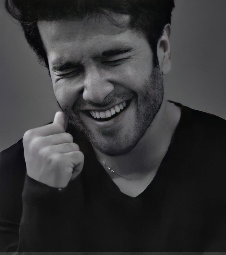 factitiousfk's tweet photo. Happy 34th BIRTHDAY to the  G.O.A.T 👑
FEROZE KHAN. The Greatest there is, The Greatest there was, The Greatest there ever will be. #aMealForFK #FerozeKhan https://t.co/Ygk3LsGAtt