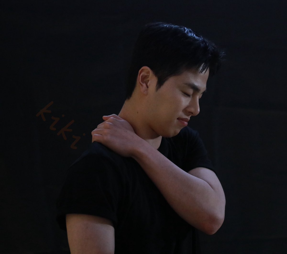 수고하셨어요👋👋
#JU_NE #JUNHOE 
#iKON #아이콘
#ジュネ
@JUNE_GOZARU_JP