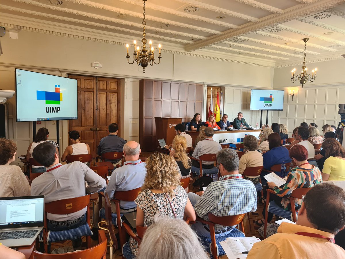INAP_ES's tweet photo. 🔵 Profundizamos en el sistema #FEDAP, acercándonos a:
✅Objetivos estratégicos de @AdmPcasGobcan y particularidades de su insularidad
✅Labor del @IAAPJunta en evaluación, innovación, dirección pública profesional e inclusión
✅Especificidades de formación de la @guardiacivil https://t.co/GkJ01yL9Kb