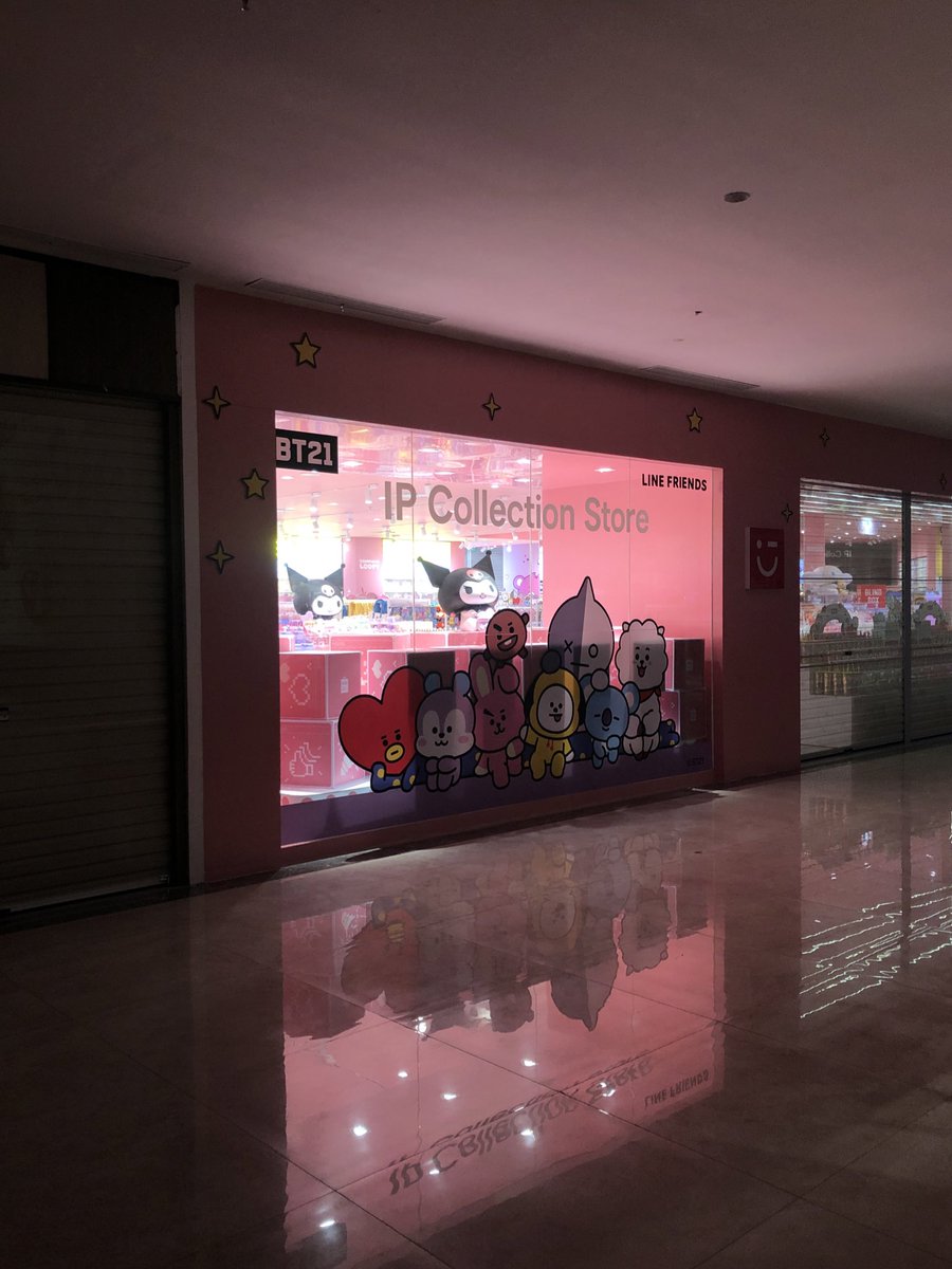 madarkham's tweet photo. Guys gue tadi ke toilet mall, trs keluar keluar kenapa semua orang ilang ya? https://t.co/kzMJQ9ZpiA