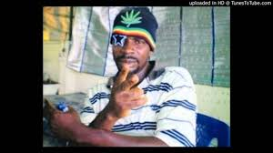 Naija102FM's tweet photo. #Np - Notice Me By #Babafryo Ontop
#WorkChop wt @GodwinAruwayo & @Joypanam
#TuneIn https://t.co/n3mWIxQwY9