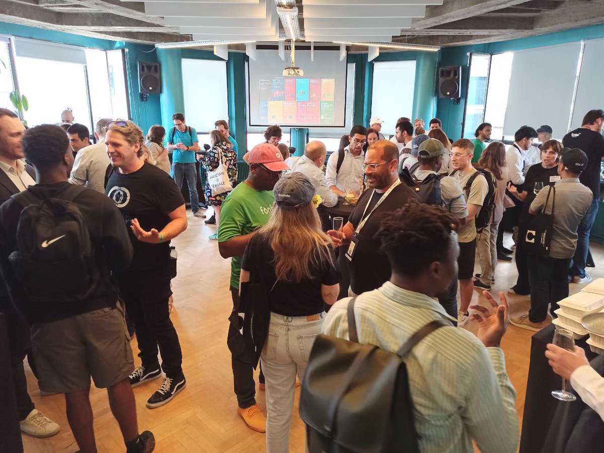 gooddollarorg's tweet image. Thank you to everyone who joined us for our happy hour with @BChain_for_Good and came to talk with us about #cryptoUBI #crypto4good 💙

Your enthusiasm and insights made the event truly special!🫶