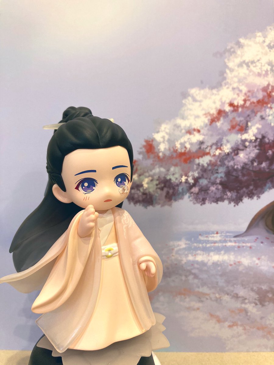 youri_xz33's tweet photo. 大好きな #玉骨遥 のキャンペーンに当選し、時影様のフィギュアとノートセットをいただきました✌️@NBChua様素敵なご企画ありがとうございました🙇‍♀️

ご本人と同じく美しい涙を流していて胸が痛いけど、とっても可愛いです🥹❤️
すごく嬉しいです！大切にします❣️
#XiaoZhan #シャオ・ジャン #肖戦 #肖战 https://t.co/dkAkvSnUMW