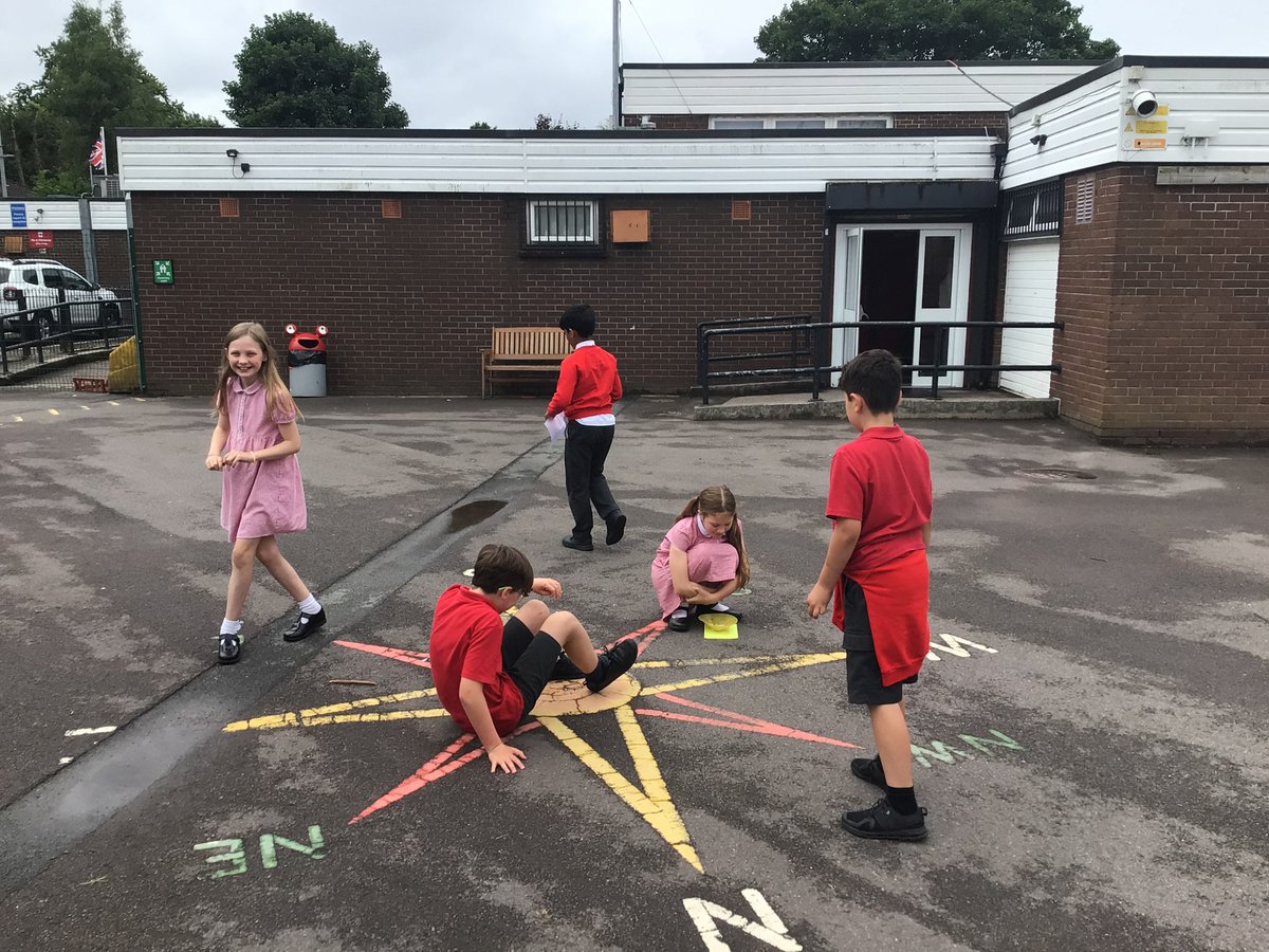 AshKnotty's tweet photo. In today’s sound minds session with @LFCFoundation , we had a music quiz and then explored acting! We used drama to show emotions and also to create an add for a cereal that would help us feel more positive! What do you think? #soundminds https://t.co/0nsicsLULx