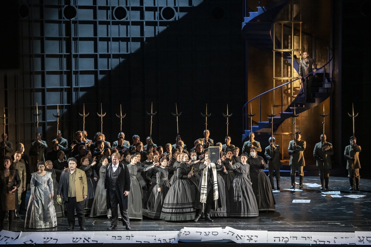 deutsche_oper's tweet photo. Utopian idealism hits postmodern hedonism. Giuseppe Verdi's NABUCCO for the last time this season tonight.
🕊️ https://t.co/9ab0Y1oDgt
🎟️ https://t.co/wQVncoAohP

#KeithWarner #GiampaoloBisanti @AmartuvshinEnkh #JekaterinaSementschuk #RobertoTagliavini @deutsche_oper https://t.co/sREiMWZXpj