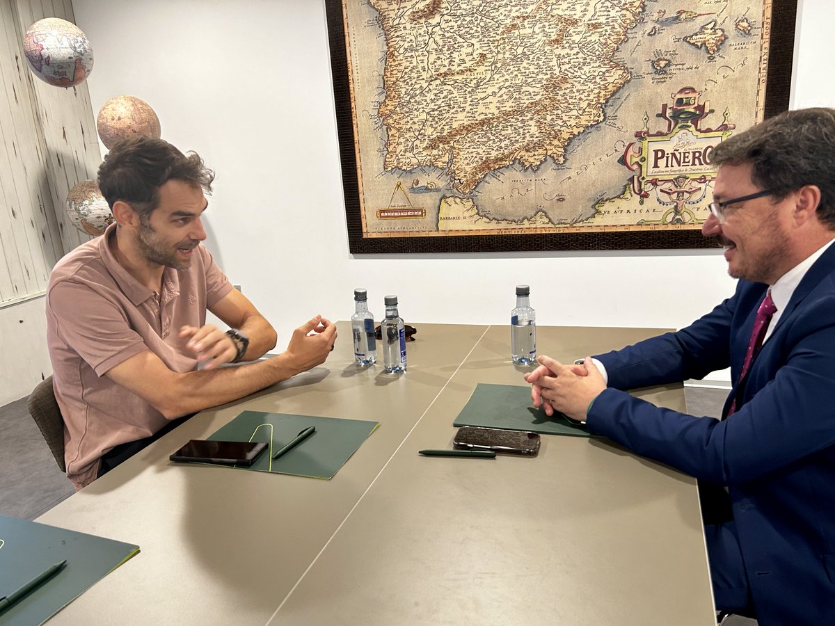 Guillermo Santamaría tweet media