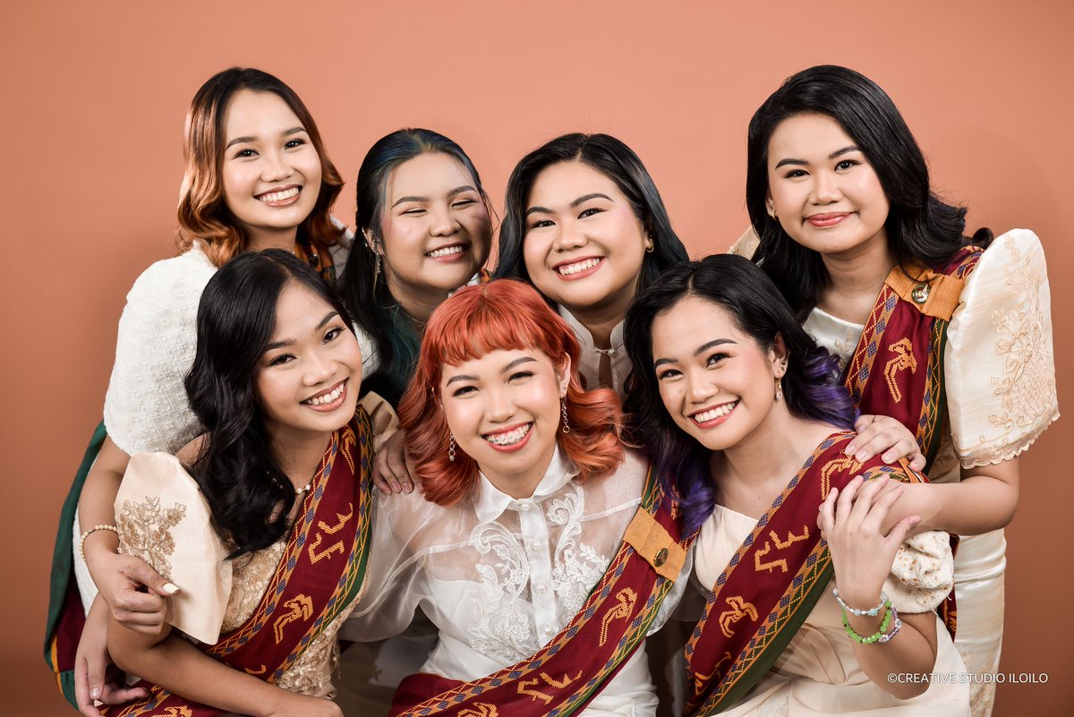 maryemelou's tweet image. College may be one hell of a ride but if choosing this ride means being friends with these six wonderful people, Danielle Faith, Dannah Grace, Gwyne Winnah, Katherine, Josanna and Czareena, then I would choose this over and over again.

I love you always and forever, NWF.