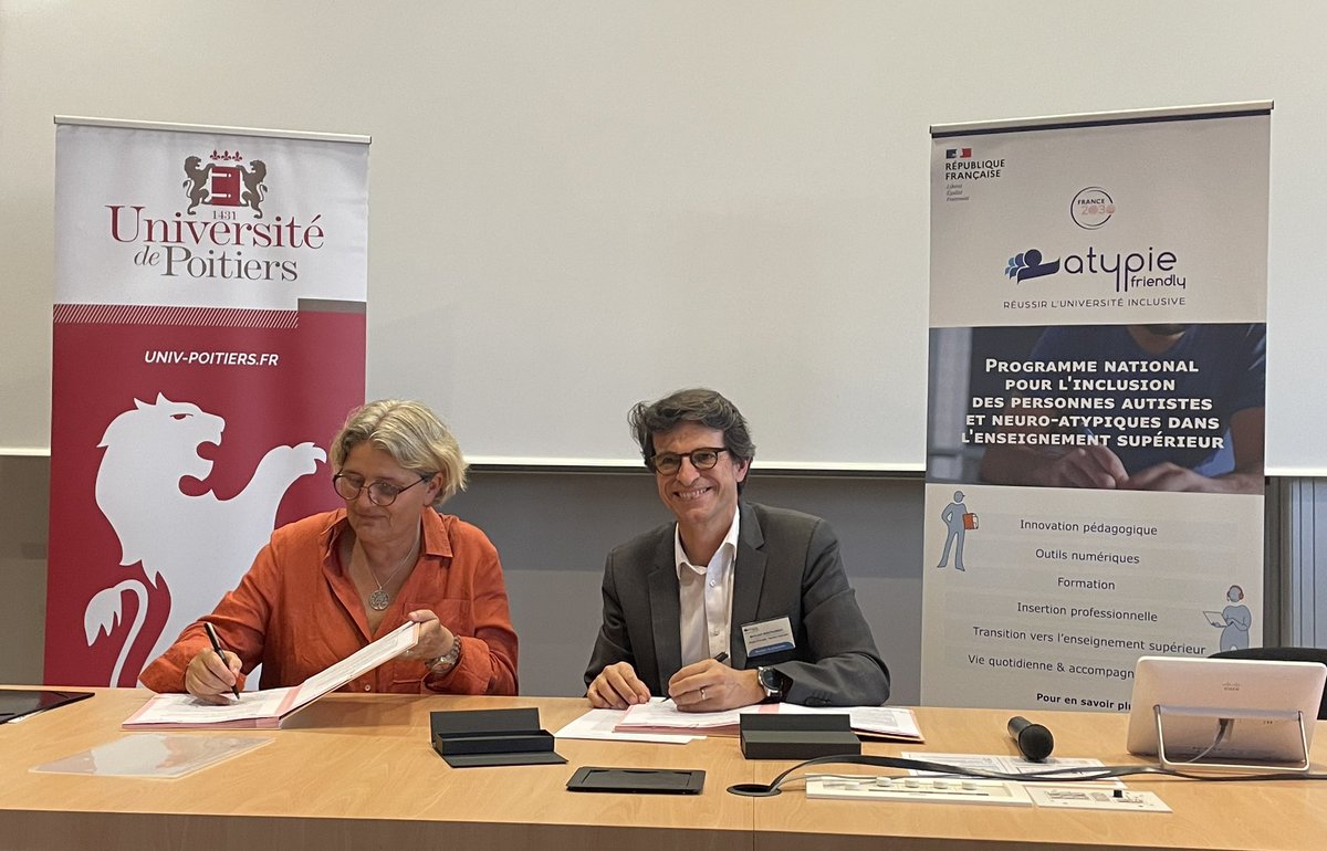 Université de Poitiers tweet media