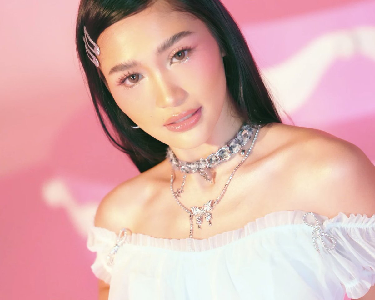 stargirlyves's tweet photo. di niyo sinabi nagcameo pala sila jolina magdangal and heart evangelista sa mv https://t.co/9r8rp8rLMv