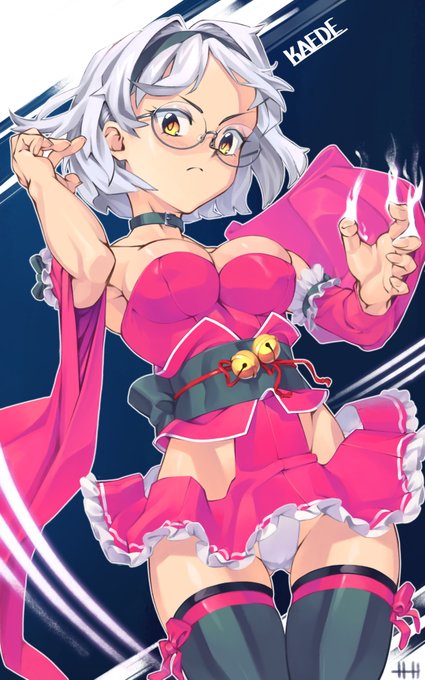 氷桜かえでちゃん衣装Ecchiすぎ…