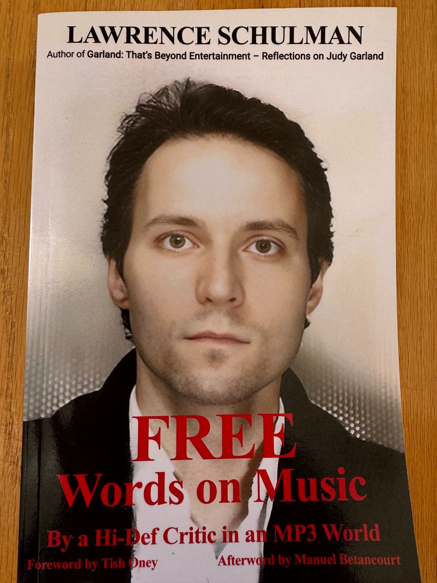 tishsings's tweet photo. Pleased to have written the #Foreword to this new #book illuminating the importance of #hidefinition #recordings and how we listen to #music. Recommended! #bearmanormedia https://t.co/U1BYbgtCno
