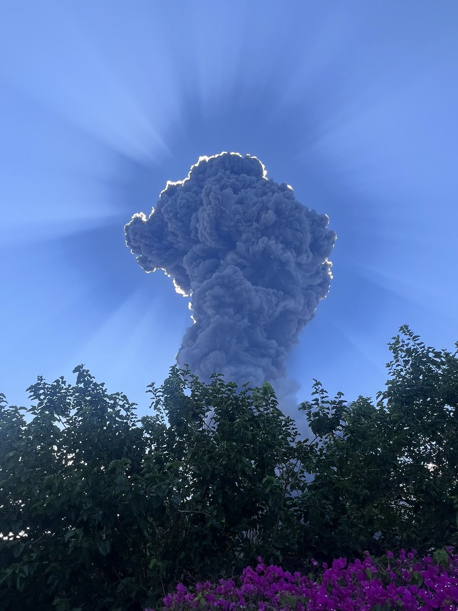 #stromboli Stiamo tutti bene per chi vuole news