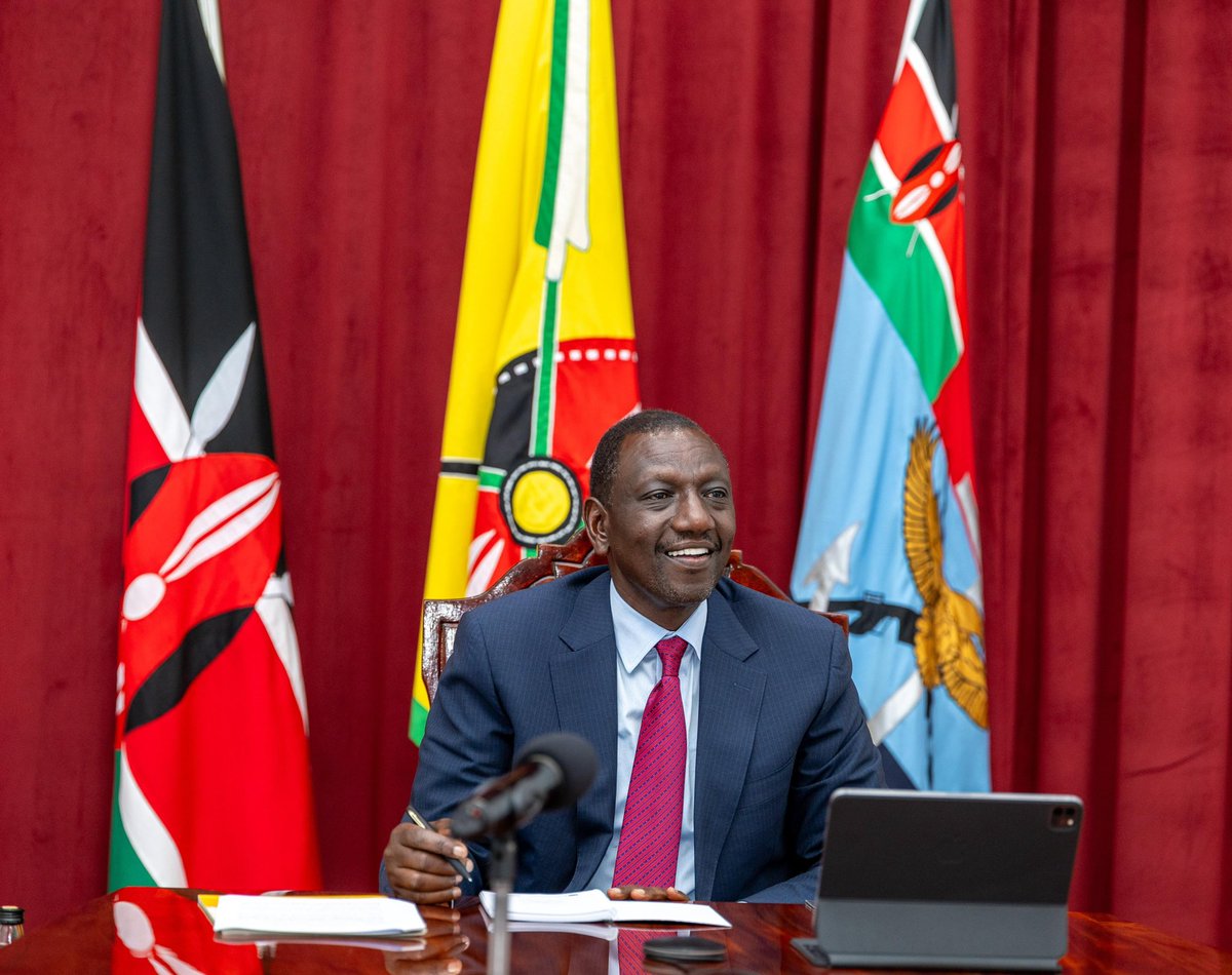 BREAKING:  Kenyan President William Ruto fires his entire cabinet of ministers except the foreign minister. The attorney general has also been fired. 

This comes after weeks of protests that have put the country’s stability at the precipice.