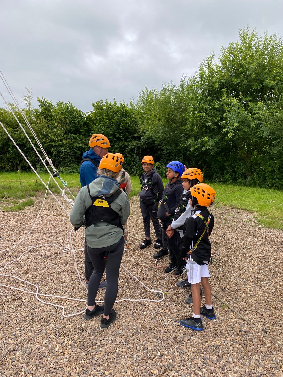 WarleyRoadPri's tweet photo. Highropes, climbing wall and the pedestal. The children are demonstrating great resilience as they overcome their fears and scale the heights of the aerial assault course. Well done, Y6 👏🧗♀️
@ImpactMAT #talkreadwrite #highaspirations #digdeep #4Rs https://t.co/AZMv8TjENm