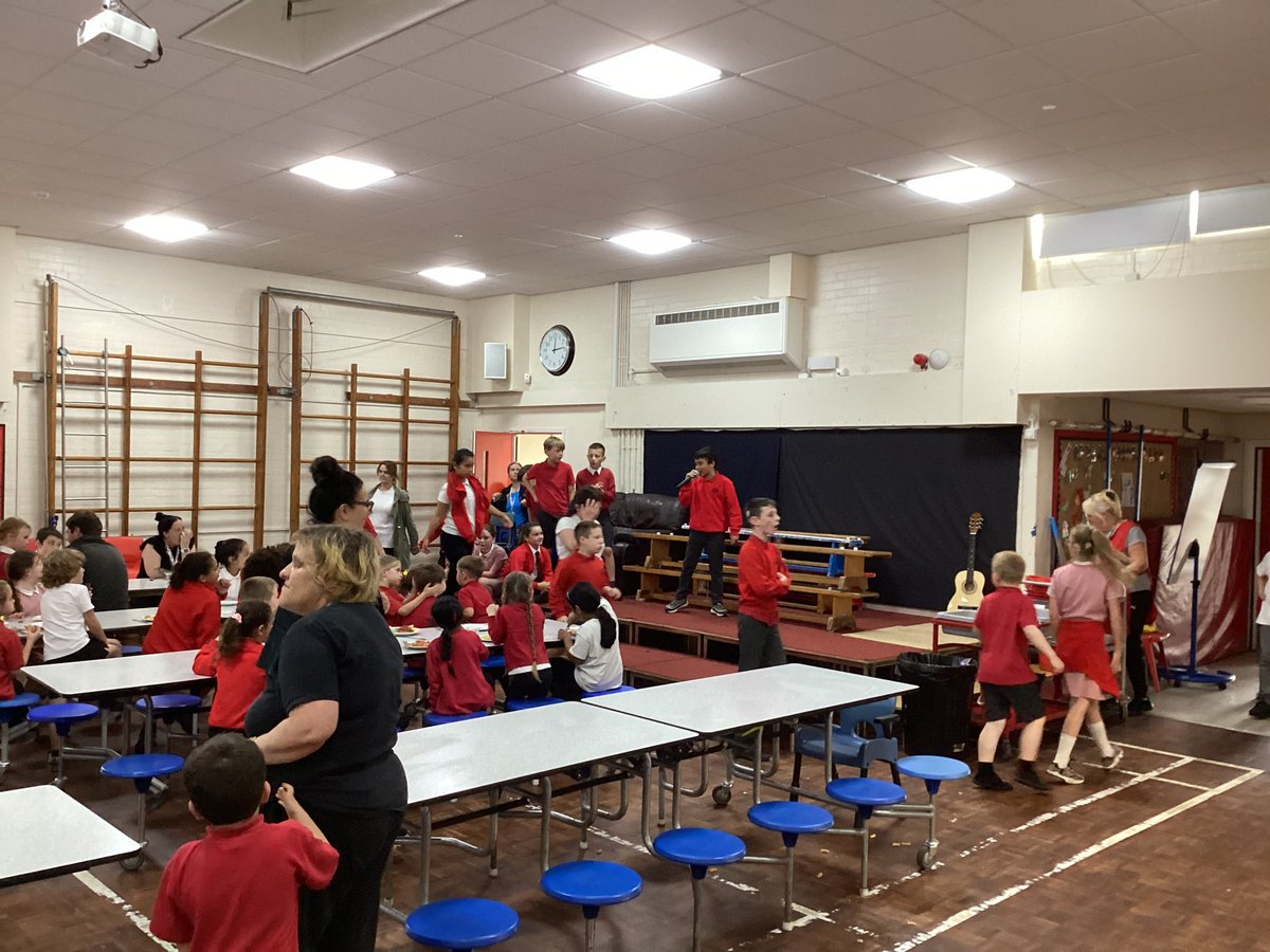 AshKnotty's tweet photo. Hopefully everyone is coming tomorrow night! We have some amazing singers from Year 5 who will be performimg some absolute musical bangers! Here is them at lunch time getting the hall ready for tomorrow night! https://t.co/HbN9HfCxXr