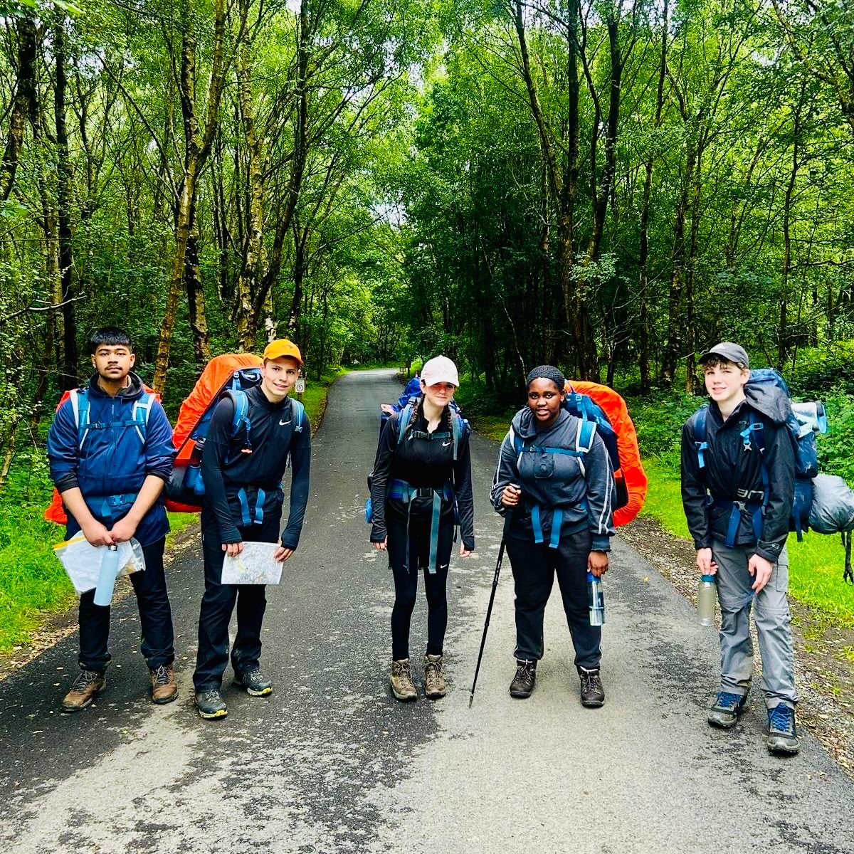 UTCLeeds's tweet photo. Duke of Edinburgh students are having a fantastic day! Walking from Bingley to Addingham, passing the Five Rise Locks & heading up onto the moor this afternoon. The weather has been kind so far, we're keeping our fingers crossed it stays that way. Great job, everyone! #DukeofEd https://t.co/ZaelzAb23b