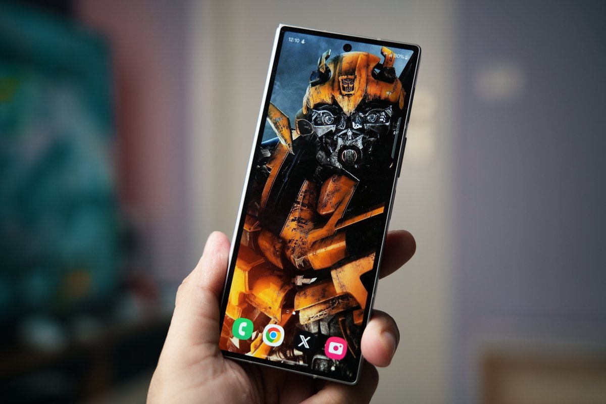 Q6. Which #GalaxyAI feature helps you enhance productivity by generating quick and efficient responses to your prompt
A. Battery feature
B. Camera feature
C. Display feature
D. Composer feature
#SamsungUnpacked #WinGalaxyZFold6 #GalaxyZFold6giveaway