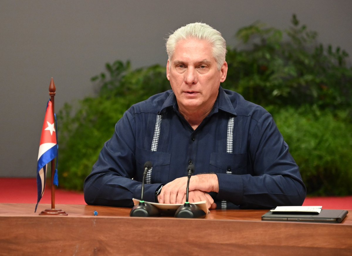 PresidenciaCuba's tweet photo. ✍️| Les compartimos la versión taquigráfica oficial del discurso pronunciado por el presidente @DiazCanelB en la X Cumbre extraordinaria del @ALBATCP, celebrada este miércoles en solidaridad con #Bolivia, tras el intento de golpe de Estado.

https://t.co/RqCi4N8T3M
.
.
.
#Cuba 🇨🇺 https://t.co/2VauMDUS9x