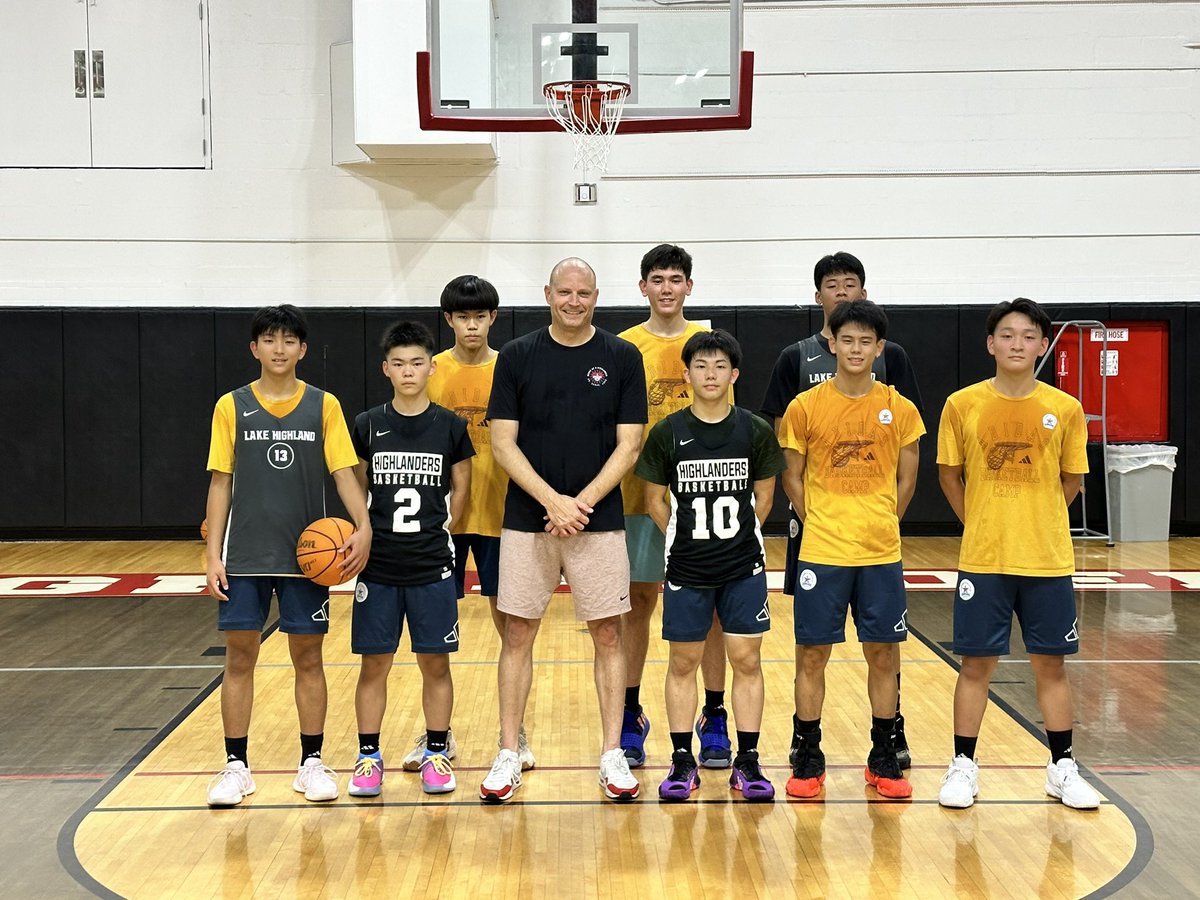 spaceballmag's tweet photo. FL🐊🦩🚎💨💨
増えた知識を忘れない様に!日々の日本バスケでの生活でズレを感じた時に, それにアジャストする為のそれぞれみんなの工夫が試される❤️💙💚
https://t.co/b0x3ouqLw3
@sc_globallers | #ToTheNewPath
@SportChlorella | #HealthIsWealth
@sniper_maru | @OrlandoMagic
@SPACEBALL_MAG https://t.co/AYQsp9kVzP