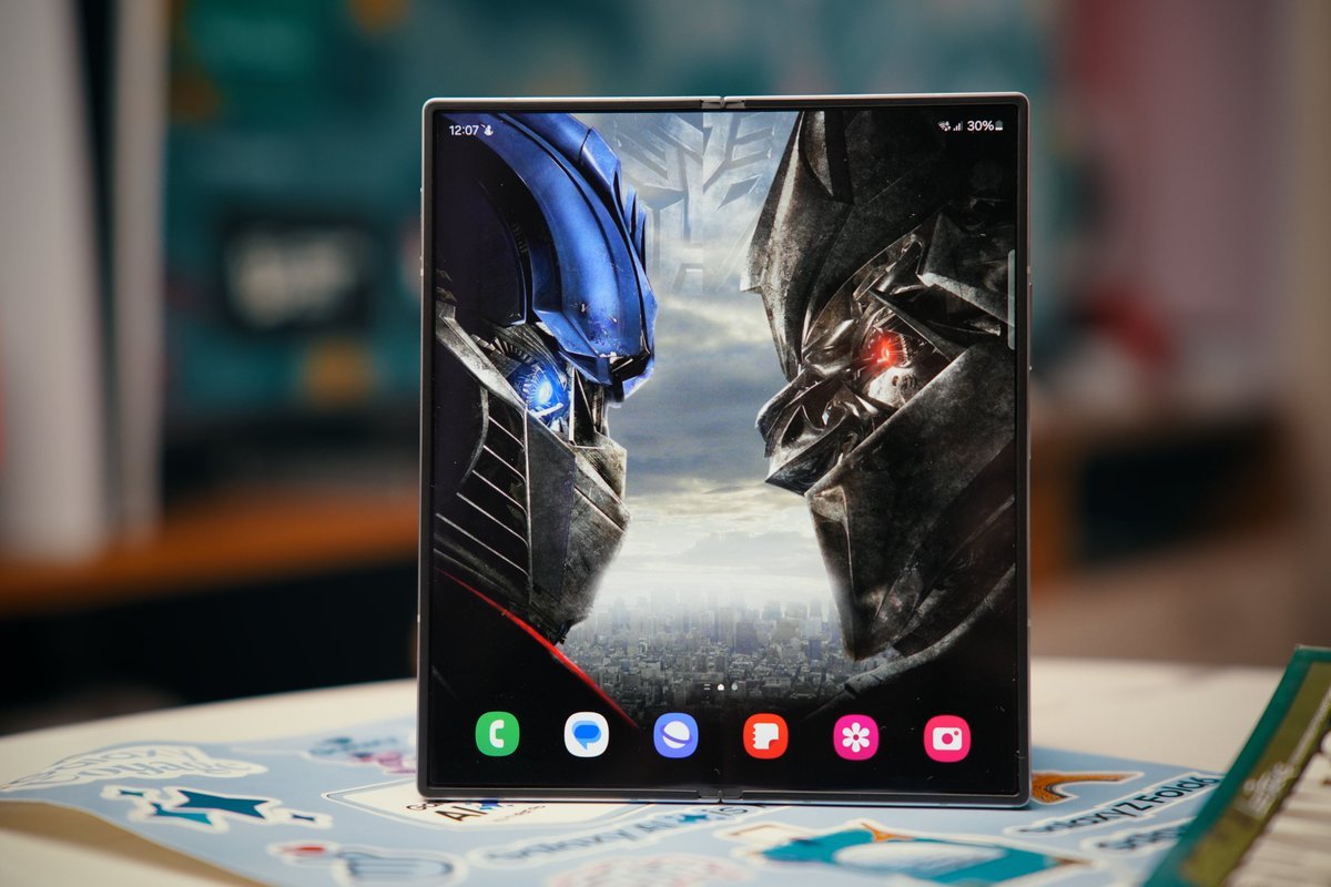 Q10. What type of glass protection does the #GalaxyZfold6 feature?
A. Gorilla Glass 5 protection
B. Gorilla Glass 2 protection
C. Gorilla Glass Binod protection
D. Gorilla Glass Victus 2 protection
#SamsungUnpacked #WinGalaxyZFold6 #GalaxyZFold6giveaway