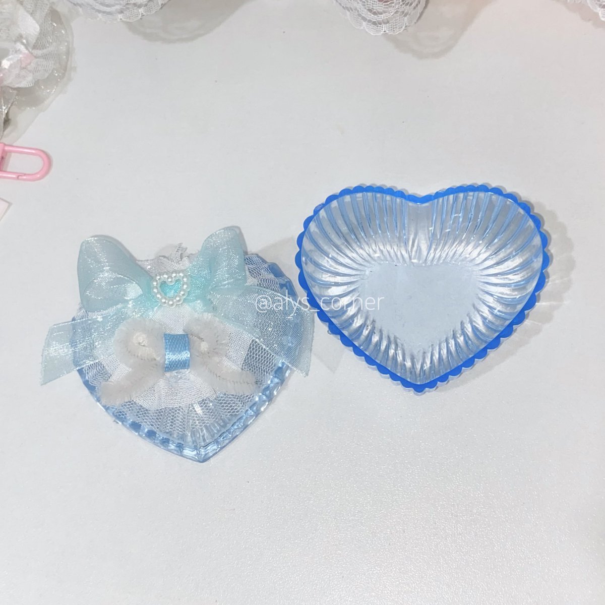 alys_corner's tweet photo. 🎀 {help rt} wts lfb deco lace organizer 
 
ೀ ◞ ◟‿◞ ೀ ◟‿◞ ೀ ◞ ◟‿◞ ೀ
         
mini heart case deco
 -pink
 -blue

       = 120

ʚ mop : payo | dop (50% + 20 non refundable) 
ʚ mod : sco | jnt (no rush shipments)

reply / dm “mine” to claim 🎀 https://t.co/MwXyVzOEE4