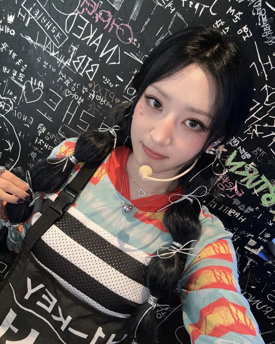 hwiise0's tweet photo. 오늘의 휘현잉🍉🍑🥥 https://t.co/ZJfefrfzVk