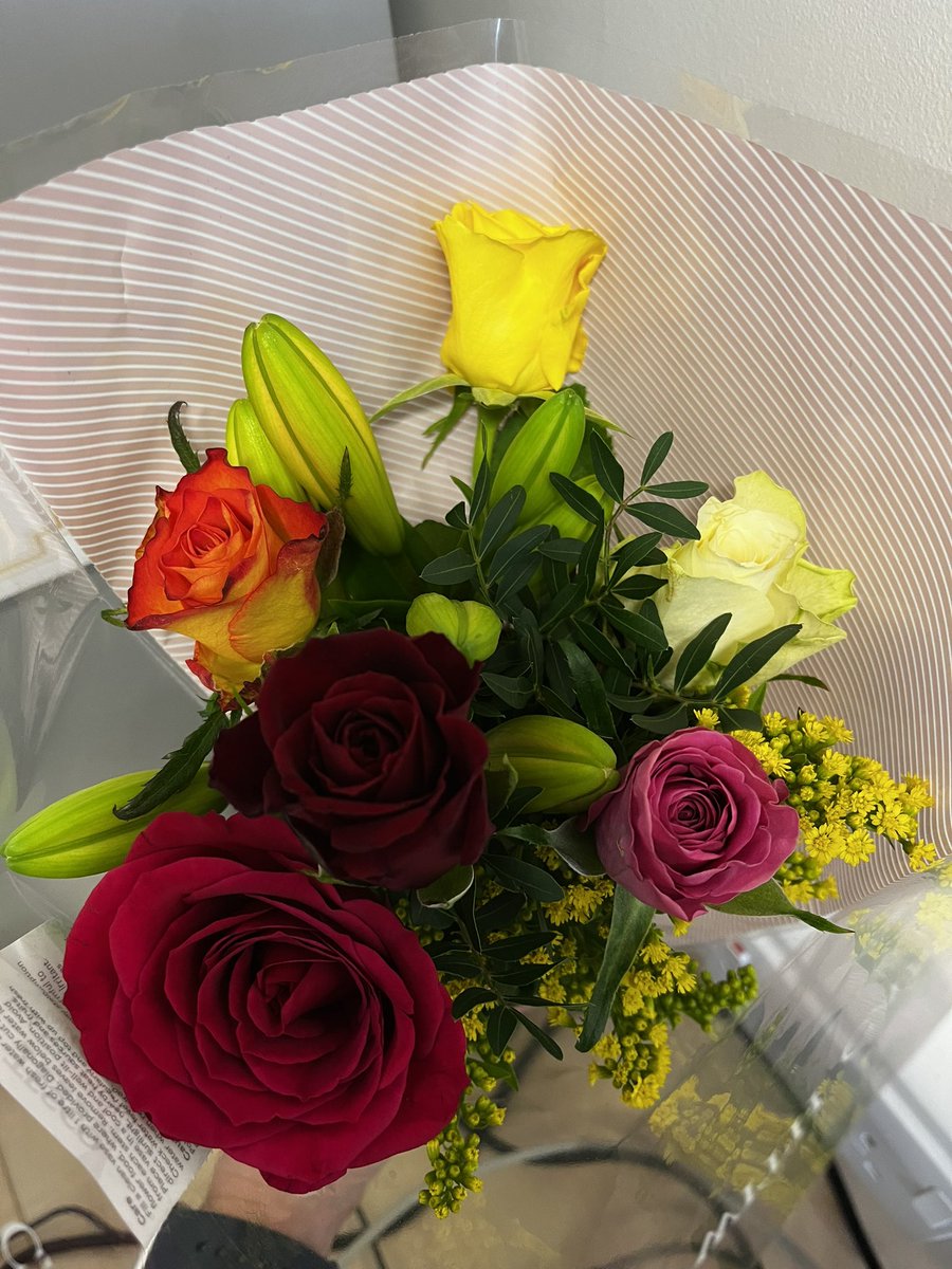 Helen Harrison tweet media