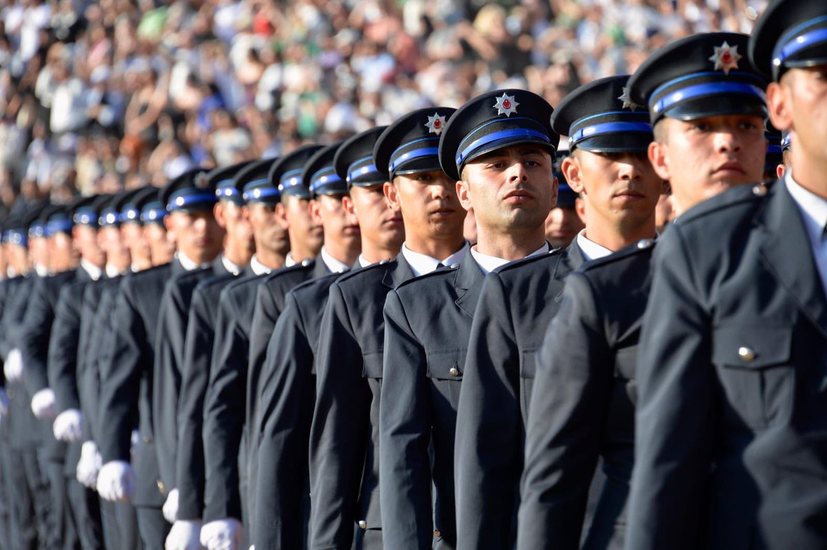 EmniyetGM's tweet image. Ay Yıldızlı Üniformamızı Giymenin Gururuyla;

Daima Omuz Omuza...

🇹🇷🇹🇷🇹🇷

#POMEM

@paedutr