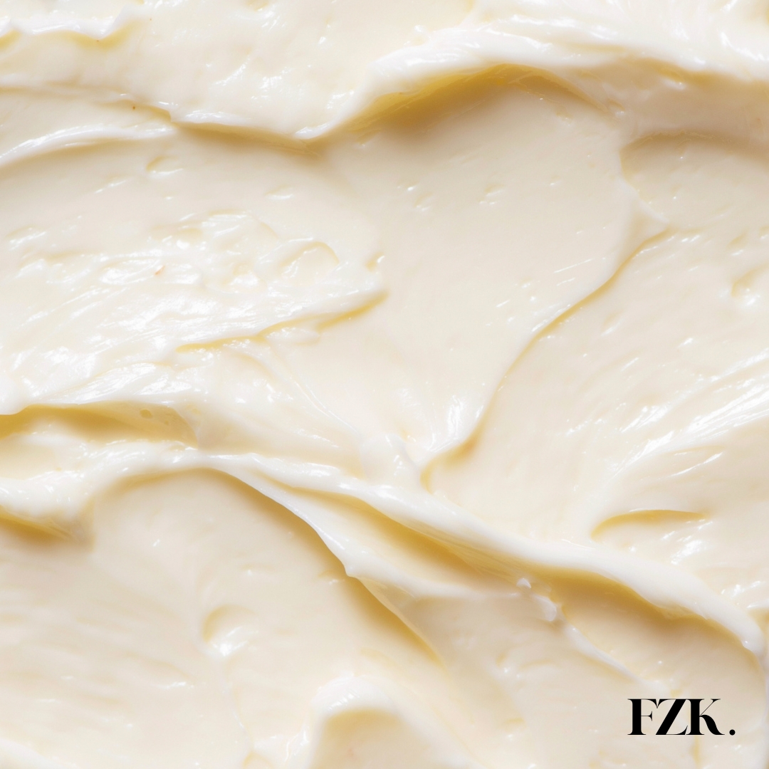 Fezekbodyshop's tweet image. Your balm has little to no smell. Sensitive skin can’t handle much fragrance and we get that!

There’s a natural smell of pineapple and chocolate from the sweet mix of cupuaçu &amp;amp; cocoa butter. 

#SheaMagic
#SheaButterSkincare
#PureSheaButter
#SheaSoothe
#SheaHydration